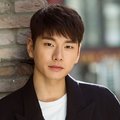 Lee Yi Kyung