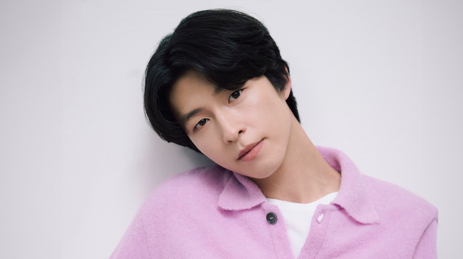 Hong Kyung - Movies & TV Shows