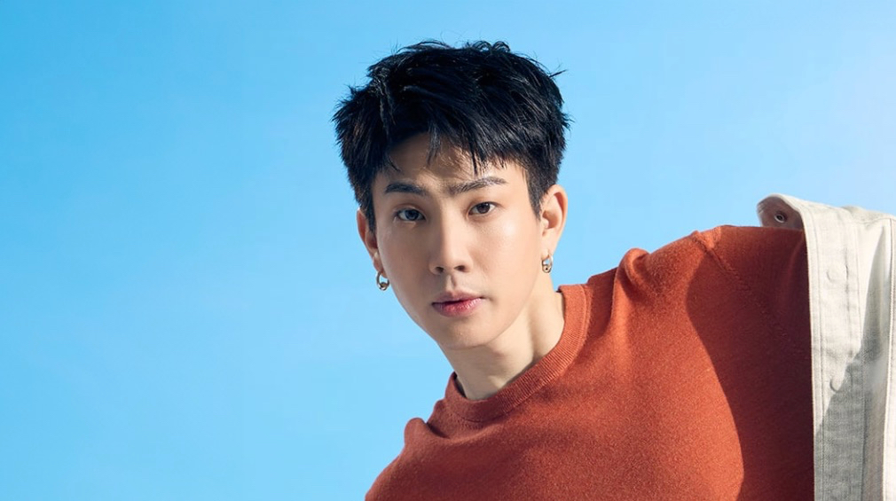 Off Jumpol Adulkittiporn