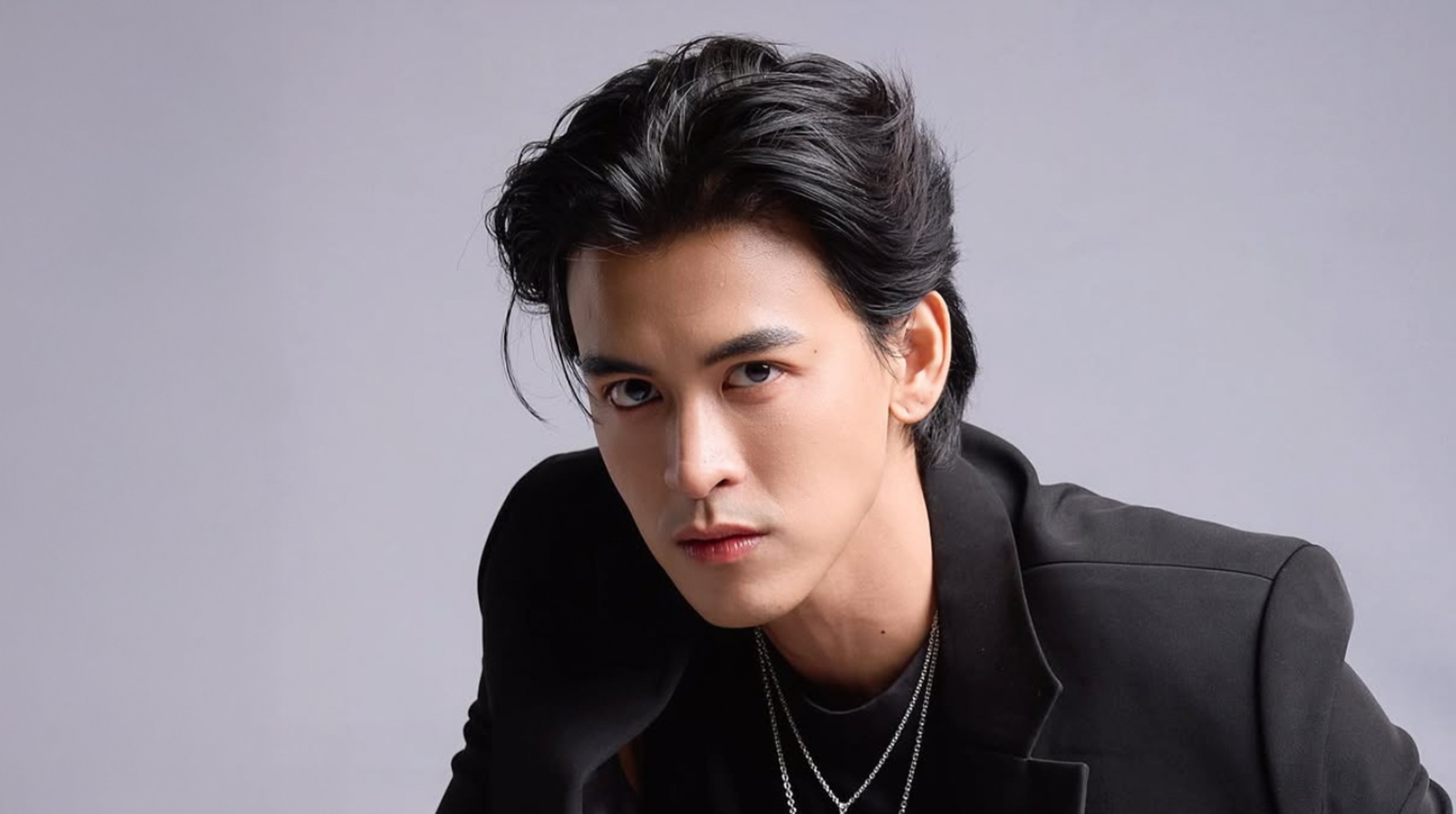 Mushukdagi turli xil narsalar bilan porno