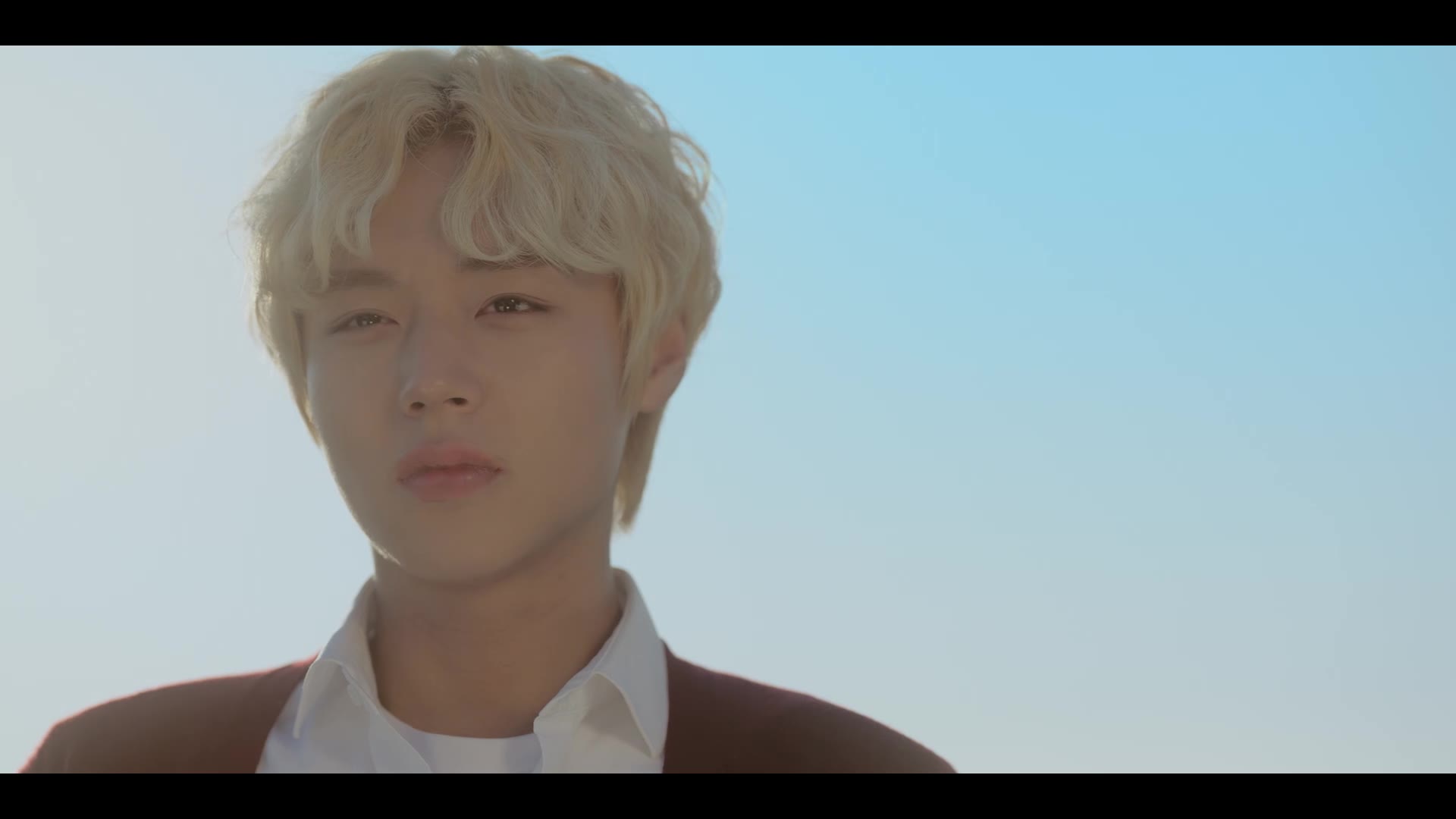 At a Distance, Spring is Green Rakuten Viki